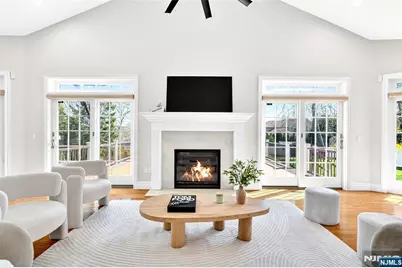 125 E Gramercy Place, Glen Rock, NJ 07452 - Photo 10