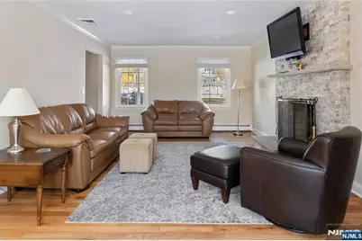 18 Kings Court, Woodcliff Lake, NJ 07677 - Photo 12