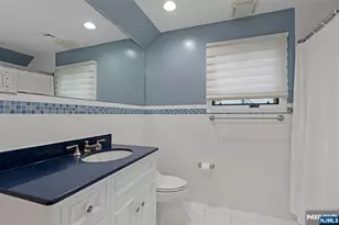 506 Sunderland Rd, Teaneck Township, NJ 07666 - Photo 32