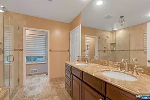 506 Sunderland Rd, Teaneck Township, NJ 07666 - Photo 24