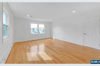 25 Allen Street, Cresskill, NJ 07626 - Photo 18
