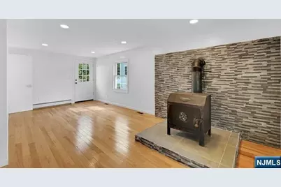 25 Allen Street, Cresskill, NJ 07626 - Photo 8