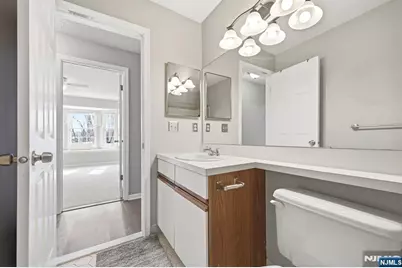 130 Raintree Lane, Mahwah, NJ 07430 - Photo 20