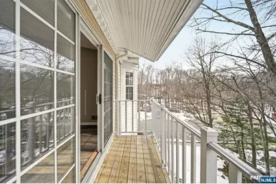 130 Raintree Lane, Mahwah, NJ 07430 - Photo 12