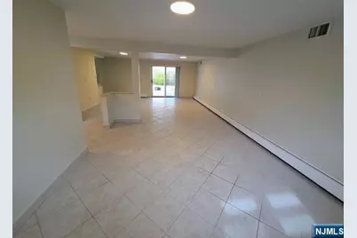 135 Franklin Street, Little Ferry, NJ 07643 - Photo 28