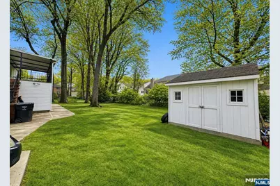274 Seton Hall Drive, Paramus, NJ 07652 - Photo 24