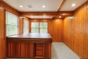 274 Seton Hall Dr, Paramus, NJ 07652 - Photo 20