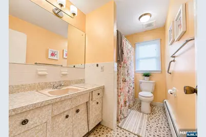 274 Seton Hall Drive, Paramus, NJ 07652 - Photo 8