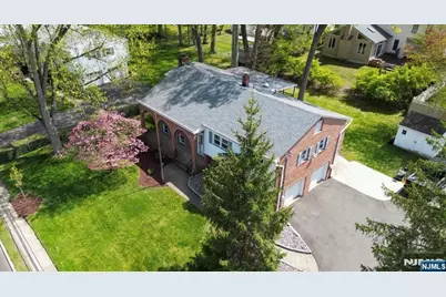 274 Seton Hall Drive, Paramus, NJ 07652 - Photo 2