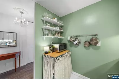 2100 Linwood 17N #17N, Fort Lee, NJ 07024 - Photo 10