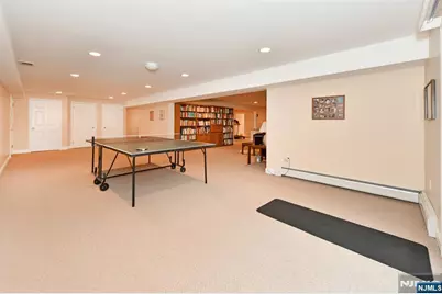 34 Walsh Drive, Mahwah, NJ 07430 - Photo 24