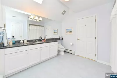 34 Walsh Drive, Mahwah, NJ 07430 - Photo 20