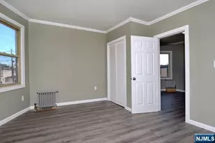 308 Milburn Ave 2nd Fl, Lyndhurst Township, NJ 07071 - Photo 8