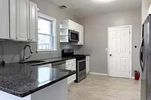 308 Milburn Ave 2nd Fl, Lyndhurst Township, NJ 07071 - Photo 4