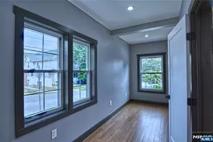 72 Hille Pl, Ridgefield Park, NJ 07660 - Photo 10