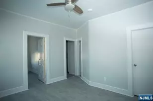 35 East Pl, Lodi, NJ 07644 - Photo 6