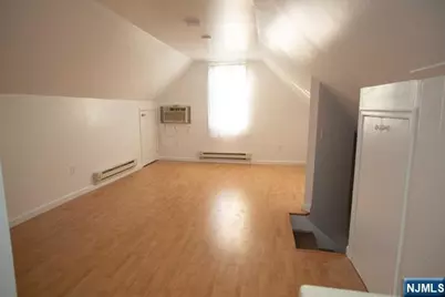 35 East Place, Lodi, NJ 07644 - Photo 18