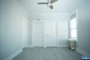 35 East Pl, Lodi, NJ 07644 - Photo 4