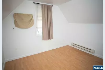 35 East Place, Lodi, NJ 07644 - Photo 22