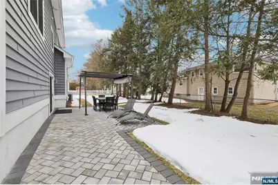 303 Pershing Avenue, Ridgewood, NJ 07450 - Photo 24