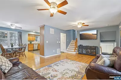 303 Pershing Avenue, Ridgewood, NJ 07450 - Photo 2