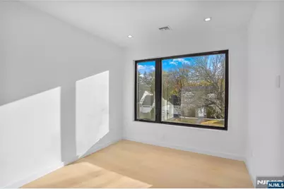 12-25 Eastern Drive, Fair Lawn, NJ 07410 - Photo 16