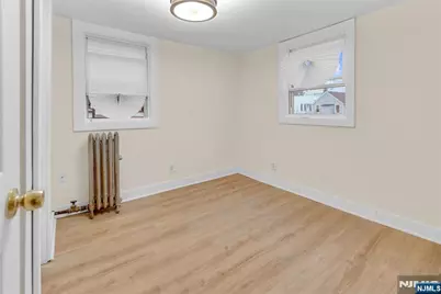 44 Stuyvesant Avenue, Newark, NJ 07106 - Photo 14