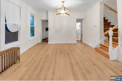 44 Stuyvesant Avenue, Newark, NJ 07106 - Photo 16