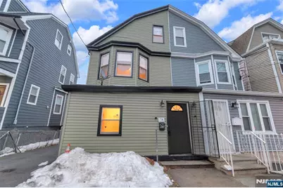 44 Stuyvesant Avenue, Newark, NJ 07106 - Photo 2