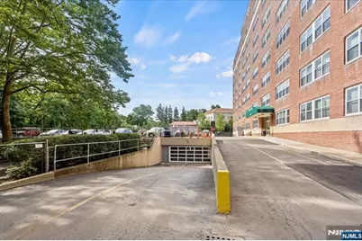 926 Bloomfield 5E #5E, Glen Ridge, NJ 07028 - Photo 22