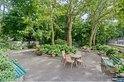 926 Bloomfield 5E #5E, Glen Ridge, NJ 07028 - Photo 18