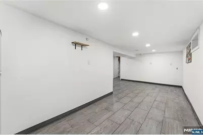 28 Butler Street, Clifton, NJ 07011 - Photo 18