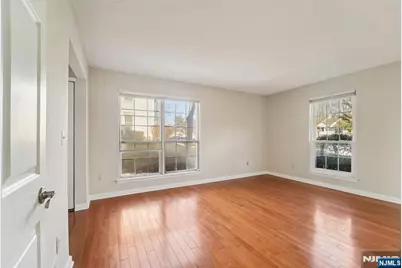 528 Holly Court, Mahwah, NJ 07430 - Photo 20