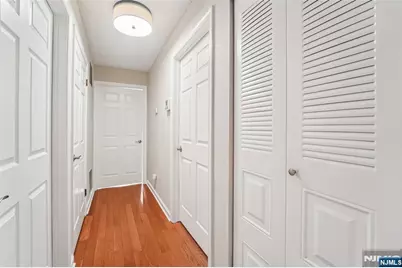 528 Holly Court, Mahwah, NJ 07430 - Photo 16