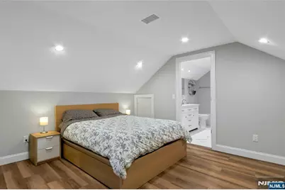 8 Edgewood Avenue, Wyckoff Township, NJ 07481 - Photo 22