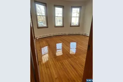 91 Halstead Avenue 1 #1, Wallington, NJ 07057 - Photo 2