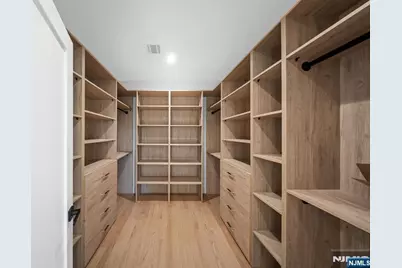 311 Walnut Street, Washington Township, NJ 07676 - Photo 30