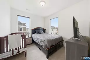 62 Roosevelt Dr, Wood Ridge, NJ 07075 - Photo 12