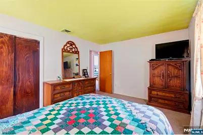 476 Greenway Drive, Leonia, NJ 07605 - Photo 10