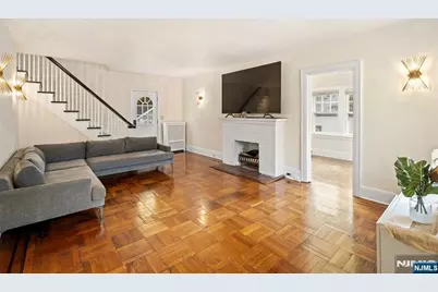 401 Conrad Road, Englewood, NJ 07631 - Photo 10