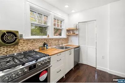 401 Conrad Road, Englewood, NJ 07631 - Photo 16