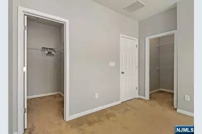 70 Truman Drive, Wood Ridge, NJ 07075 - Photo 22