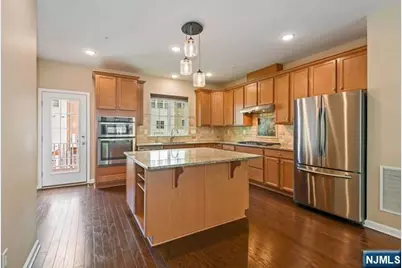 70 Truman Drive, Wood Ridge, NJ 07075 - Photo 14