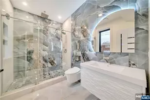 283 Bluff Rd, Fort Lee, NJ 07024 - Photo 46