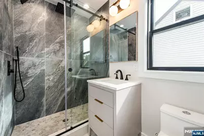 700 Ramapo Road, Teaneck Township, NJ 07666 - Photo 32