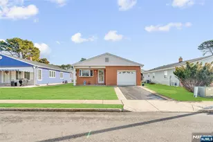 16 Calalou Ct, Berkeley, NJ 08757 - Photo 4