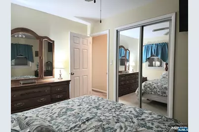 10 Sunrise Avenue, Bloomingdale, NJ 07403 - Photo 14