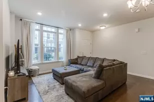 22 Veterans Dr, Wood Ridge, NJ 07075 - Photo 1