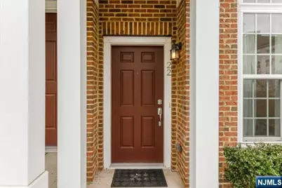 22 Veterans Drive, Wood Ridge, NJ 07075 - Photo 4