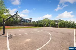 22 Veterans Dr, Wood Ridge, NJ 07075 - Photo 44